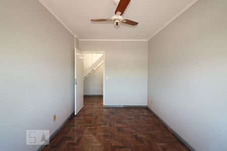 Quarto 1 de apartamento para alugar com 2 quartos, 65m² em Sarandi, Porto Alegre