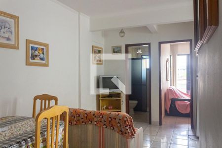 Sala de apartamento para alugar com 2 quartos, 82m² em Mirim, Praia Grande