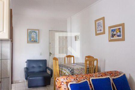 Sala de apartamento para alugar com 2 quartos, 82m² em Mirim, Praia Grande