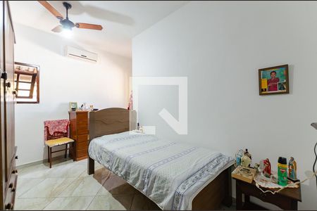 Quarto 1 de casa à venda com 3 quartos, 130m² em Santa Rosa, Niterói