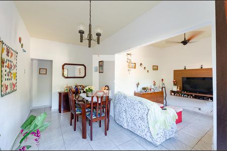 Sala de casa à venda com 3 quartos, 130m² em Santa Rosa, Niterói