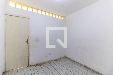 Quarto 1 de casa para alugar com 2 quartos, 45m² em Vila Monumento, São Paulo