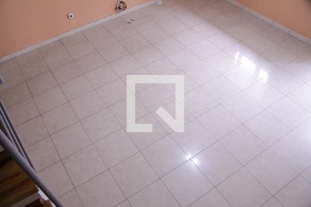 Sala de casa de condomínio para alugar com 2 quartos, 130m² em Vila Sao Joao, Guarulhos