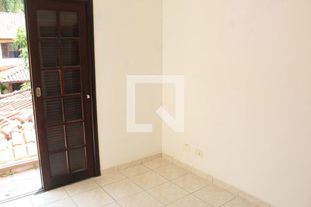 Quarto 2 de casa de condomínio para alugar com 2 quartos, 67m² em Jardim Barbacena, Cotia