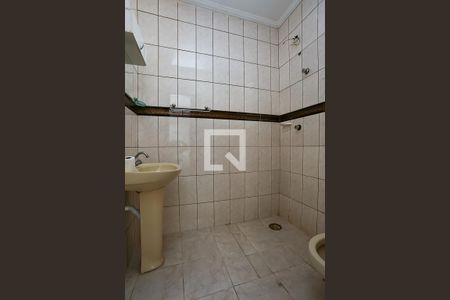 Banheiro de apartamento à venda com 2 quartos, 70m² em Jardim Maria Rosa, Taboão da Serra