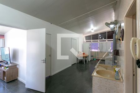 Sala de apartamento para alugar com 3 quartos, 75m² em Colégio Batista, Belo Horizonte