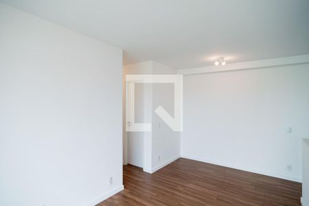 Sala de apartamento para alugar com 1 quarto, 60m² em Vila Isa, São Paulo