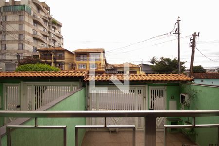 Vista da Sala de Estar de casa para alugar com 3 quartos, 221m² em Vila Osasco, Osasco