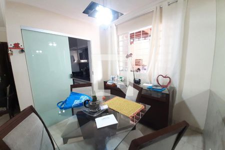 Sala de casa de condomínio à venda com 3 quartos, 110m² em Jardim Atlântico, Belo Horizonte