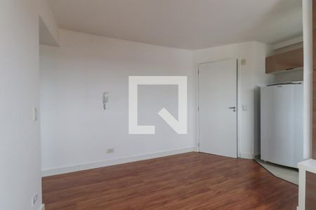 Sala de apartamento para alugar com 1 quarto, 38m² em Novo Mundo, Curitiba