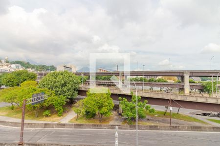 Vista do Quarto 1 de apartamento para alugar com 2 quartos, 76m² em São Cristóvão, Rio de Janeiro