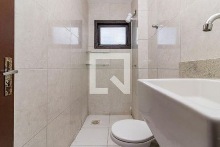 Banheiro de apartamento à venda com 1 quarto, 53m² em Partenon, Porto Alegre