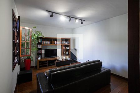 Sala 1 de casa para alugar com 4 quartos, 347m² em Palmares, Belo Horizonte