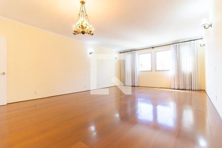 Sala de apartamento para alugar com 3 quartos, 150m² em Vila Itapura, Campinas