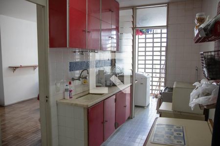 Cozinha de apartamento para alugar com 3 quartos, 105m² em Laranjeiras, Rio de Janeiro