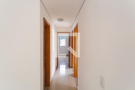 Corredor de apartamento para alugar com 3 quartos, 88m² em Paraíso, Belo Horizonte