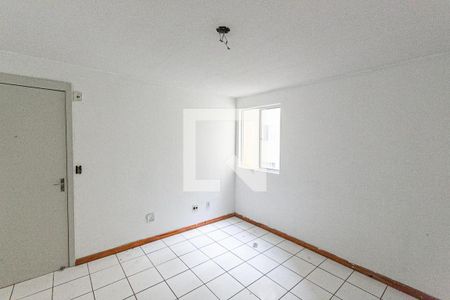 Sala de apartamento à venda com 2 quartos, 60m² em Vila Nova, Porto Alegre