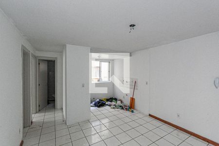 Sala de apartamento à venda com 2 quartos, 60m² em Vila Nova, Porto Alegre