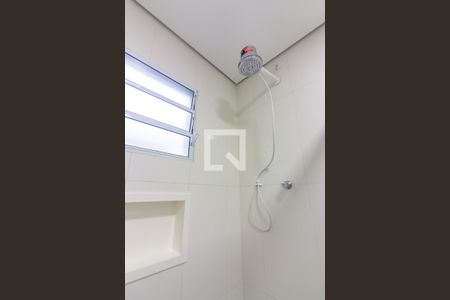 Banheiro da Suíte de casa para alugar com 3 quartos, 102m² em Bonfim, Osasco