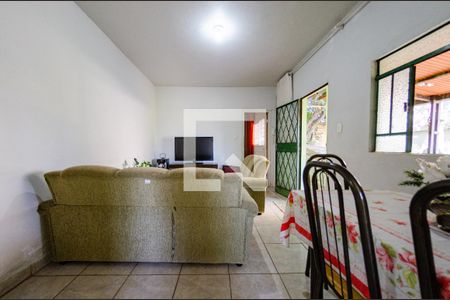 Sala de casa à venda com 3 quartos, 190m² em Engenho Nogueira, Belo Horizonte