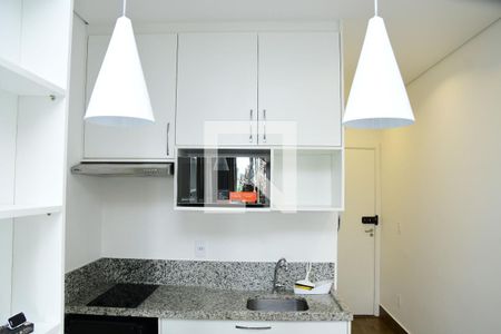 Cozinha de kitnet/studio para alugar com 1 quarto, 27m² em Granja Viana, Cotia