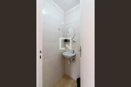 Lavabo de apartamento para alugar com 2 quartos, 60m² em Vila Mariana, São Paulo