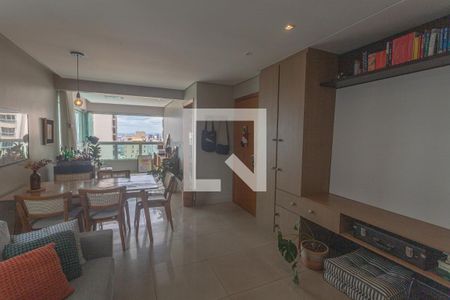 Sala de apartamento à venda com 2 quartos, 86m² em Santo Antônio, Belo Horizonte