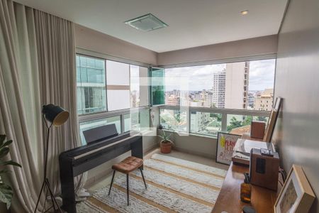 Sala de apartamento à venda com 2 quartos, 86m² em Santo Antônio, Belo Horizonte