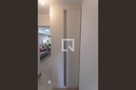 Rouparia de apartamento à venda com 2 quartos, 86m² em Santo Antônio, Belo Horizonte