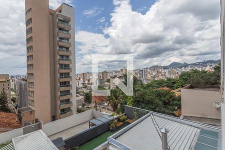 Vista da Sala de apartamento à venda com 2 quartos, 86m² em Santo Antônio, Belo Horizonte