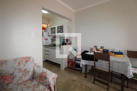 Quarto e Cozinha de kitnet/studio para alugar com 1 quarto, 38m² em Centro, Campinas