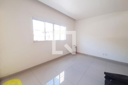 Sala 2 de casa à venda com 2 quartos, 132m² em Piratininga, Belo Horizonte