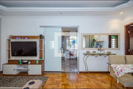 Sala de casa à venda com 3 quartos, 200m² em Jardim Montanhês, Belo Horizonte