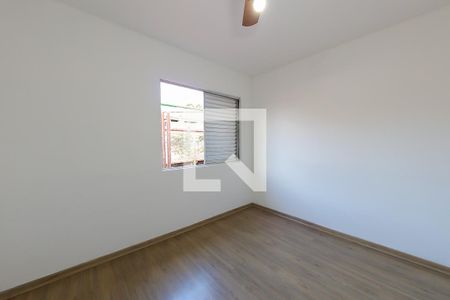 Quarto 2 de casa de condomínio para alugar com 2 quartos, 70m² em Parque Industrial Cumbica, Guarulhos