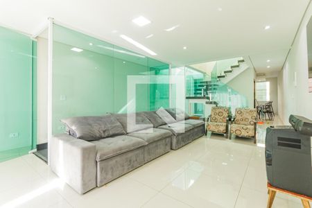 Sala de casa para alugar com 3 quartos, 360m² em Jardim Guapituba, Mauá