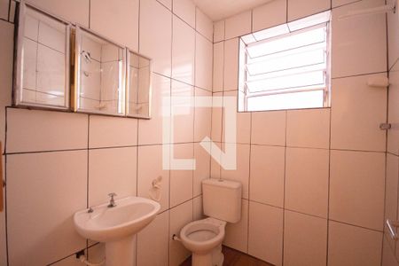 Banheiro de casa para alugar com 1 quarto, 38m² em Jaguaribe, Osasco