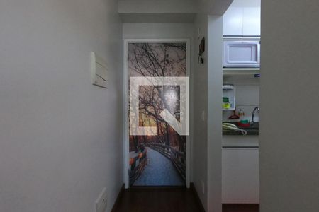 Entrada de apartamento para alugar com 3 quartos, 70m² em Jardim Maria Rosa, Taboão da Serra