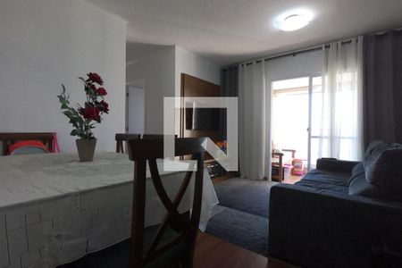 Sala de apartamento para alugar com 3 quartos, 70m² em Jardim Maria Rosa, Taboão da Serra