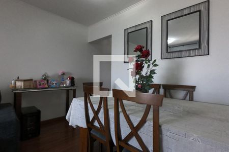 Sala de apartamento para alugar com 3 quartos, 70m² em Jardim Maria Rosa, Taboão da Serra