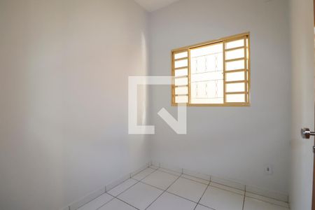 Quarto 1 de kitnet/studio para alugar com 2 quartos, 55m² em Jardim Balneário Meia Ponte, Goiânia