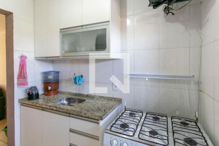 Cozinha de casa de condomínio à venda com 2 quartos, 114m² em Jaqueline, Belo Horizonte