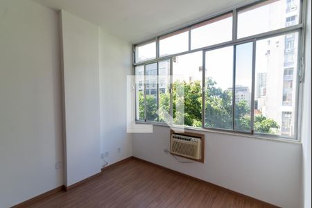 Quarto de apartamento à venda com 1 quarto, 58m² em Tijuca, Rio de Janeiro