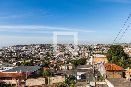 Vista da Sala de Jantar de casa de condomínio para alugar com 3 quartos, 360m² em Novo Glória, Belo Horizonte