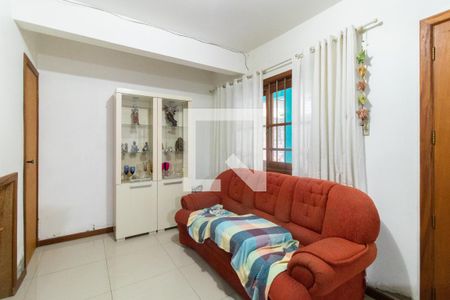 Sala de casa para alugar com 3 quartos, 250m² em Partenon, Porto Alegre