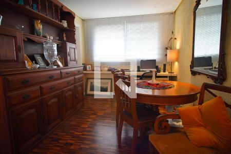 Sala de apartamento à venda com 4 quartos, 213m² em Auxiliadora, Porto Alegre