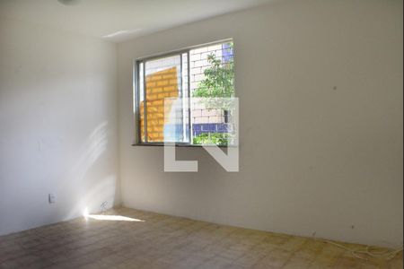 Sala de apartamento para alugar com 2 quartos, 48m² em Cabula, Salvador