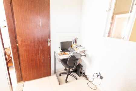 Escritório de apartamento à venda com 2 quartos, 100m² em Paquetá, Belo Horizonte