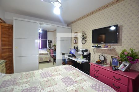 Quarto 1 de apartamento para alugar com 2 quartos, 60m² em Azenha, Porto Alegre