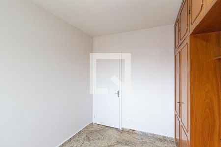 Quarto 2 de apartamento para alugar com 3 quartos, 80m² em Vila Yara, Osasco