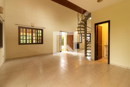 Sala de casa para alugar com 3 quartos, 190m² em Paisagem Renoir, Cotia